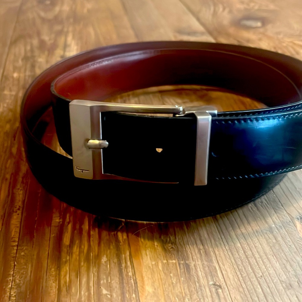 Salvatore Ferragamo Black Leather Men’s Belt.
